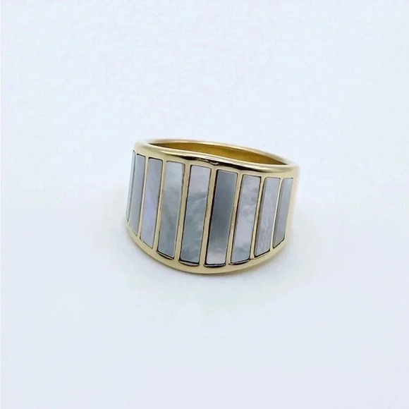 MOTHER of Shell Stripped Ring - Picture 2 of 5